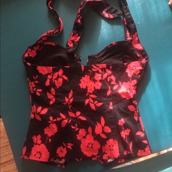 *SOLD* Floral Halter Top - Picture 2 of 3